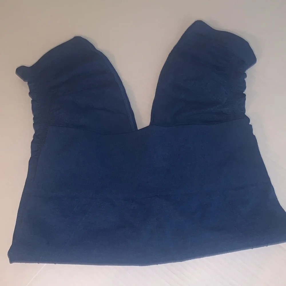 LULULEMON Scrunch Side 3/4 Leggings Size 4.‎ Teal. GUC.